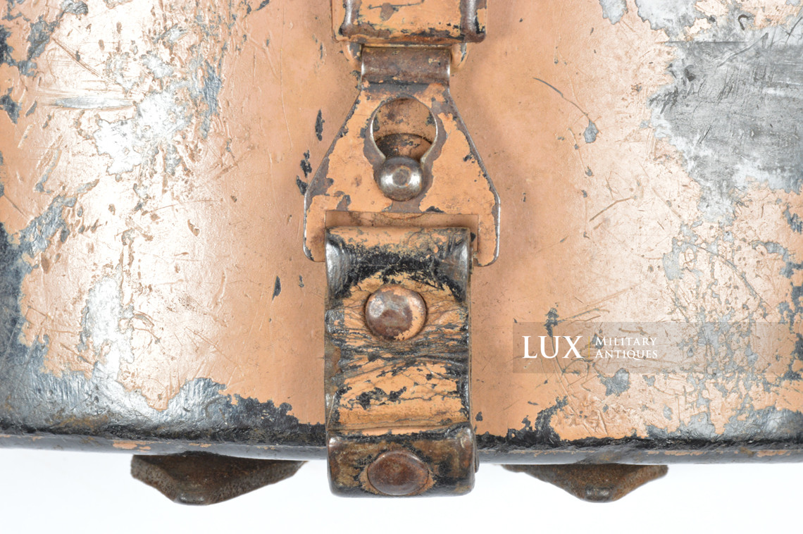 Very rare tan camouflaged German 6x30 binocular case in bakelite - photo 8