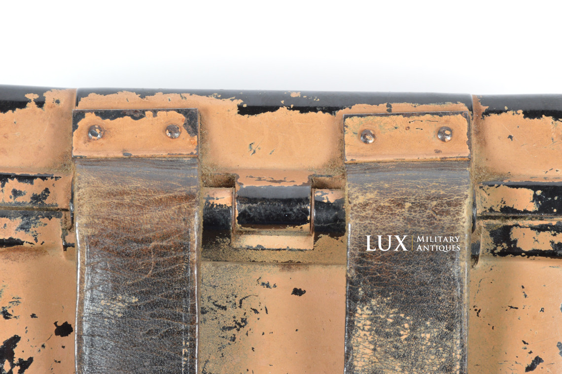 Very rare tan camouflaged German 6x30 binocular case in bakelite - photo 10