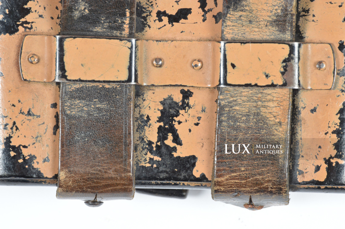 Very rare tan camouflaged German 6x30 binocular case in bakelite - photo 11