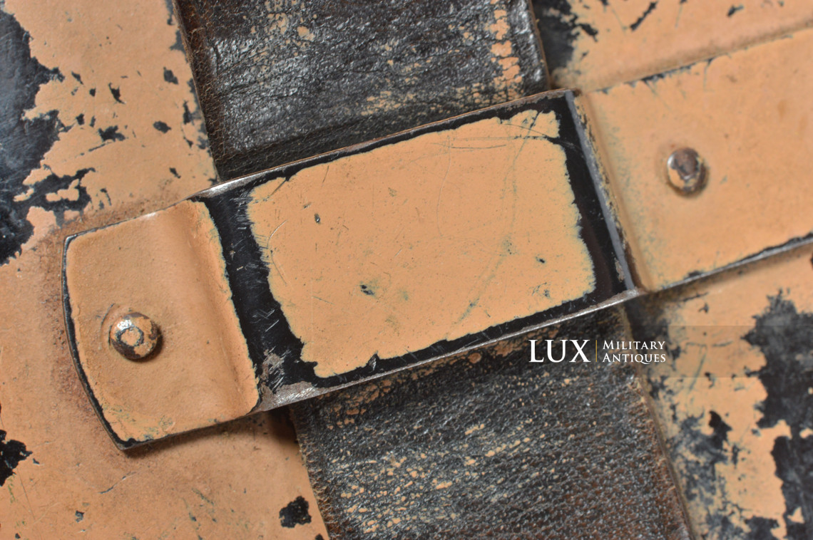 Very rare tan camouflaged German 6x30 binocular case in bakelite - photo 29