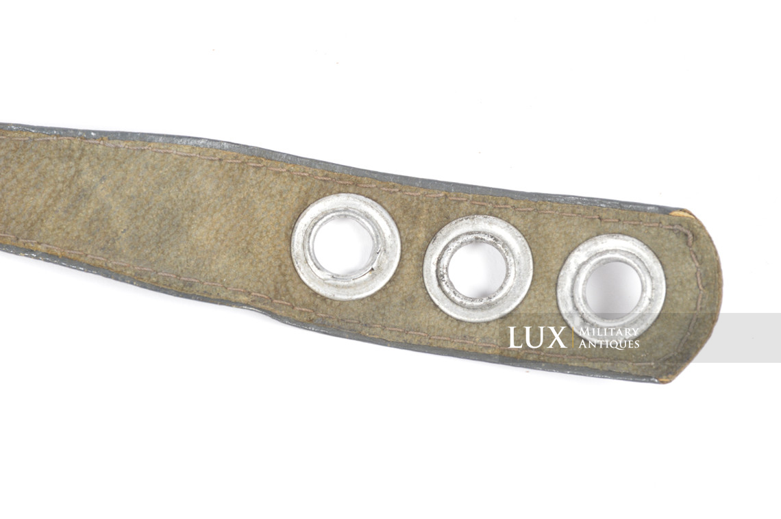 German M38 paratrooper helmet chinstrap - photo 19