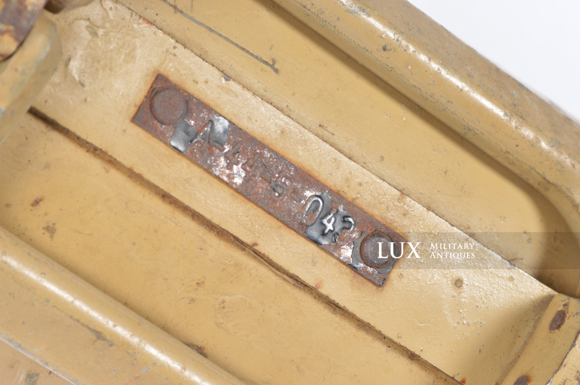 Late-war German armored vehicle issued fire extinguisher, « Tetra / 1943 » - photo 8