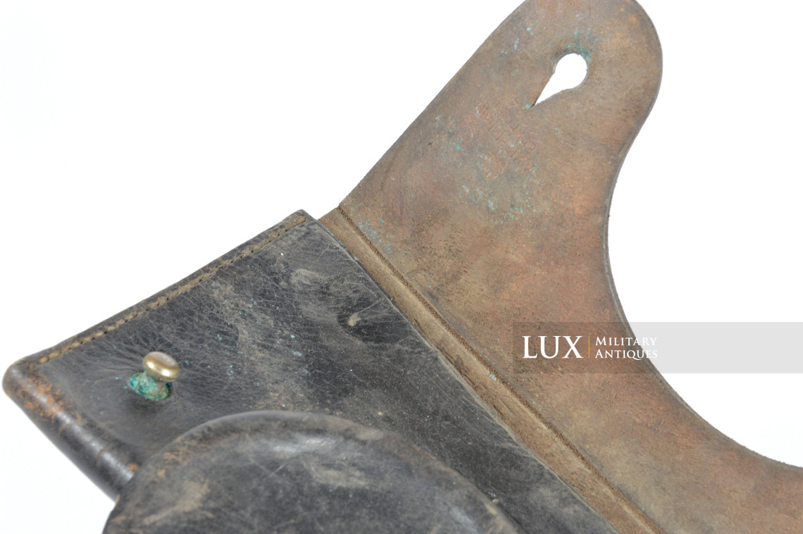 Early German pioneer axe carrying case - photo 17