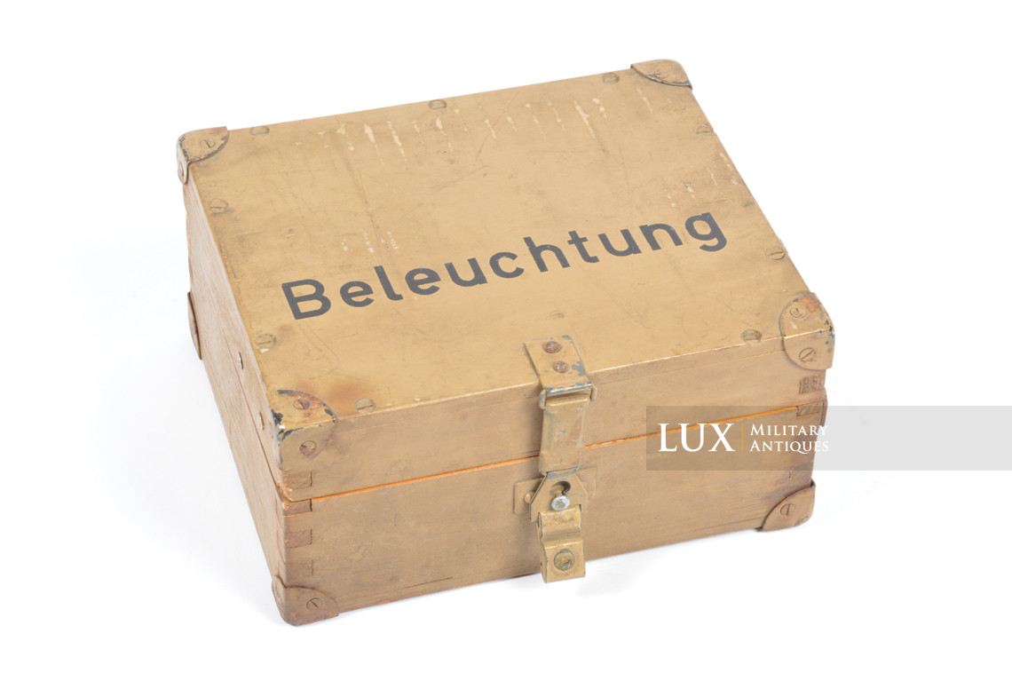 German late-war special issue blackout reading light storage box, « Beleuchtung » - photo 8