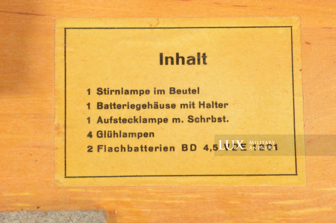 German late-war special issue blackout reading light storage box, « Beleuchtung » - photo 19