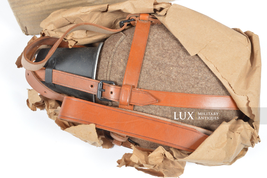Unissued and boxed early-war German medics canteen, « LABEFLASCHE 31 » - photo 16