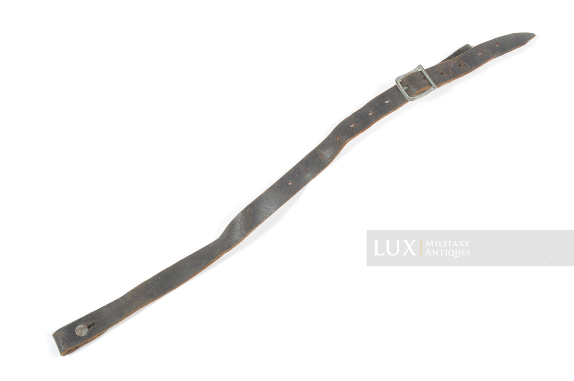 German helmet chinstrap, « G. SCHIELE LOBURG 1940 » - photo 7