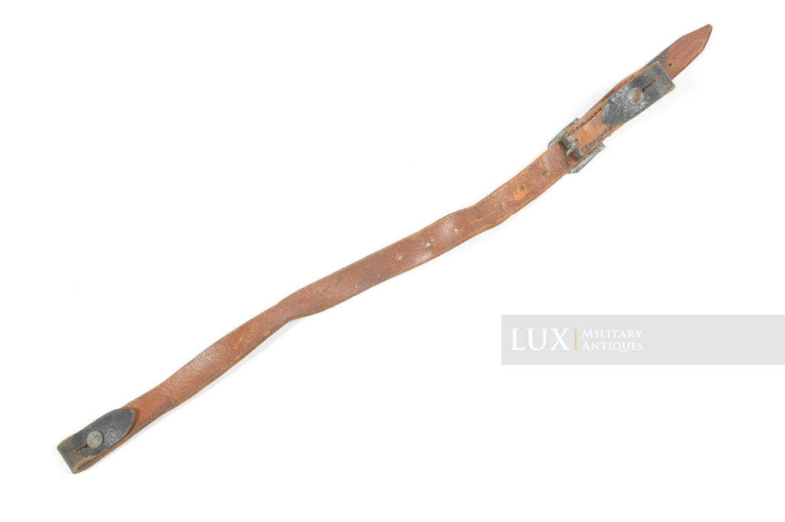 German helmet chinstrap, « G. SCHIELE LOBURG 1940 » - photo 11