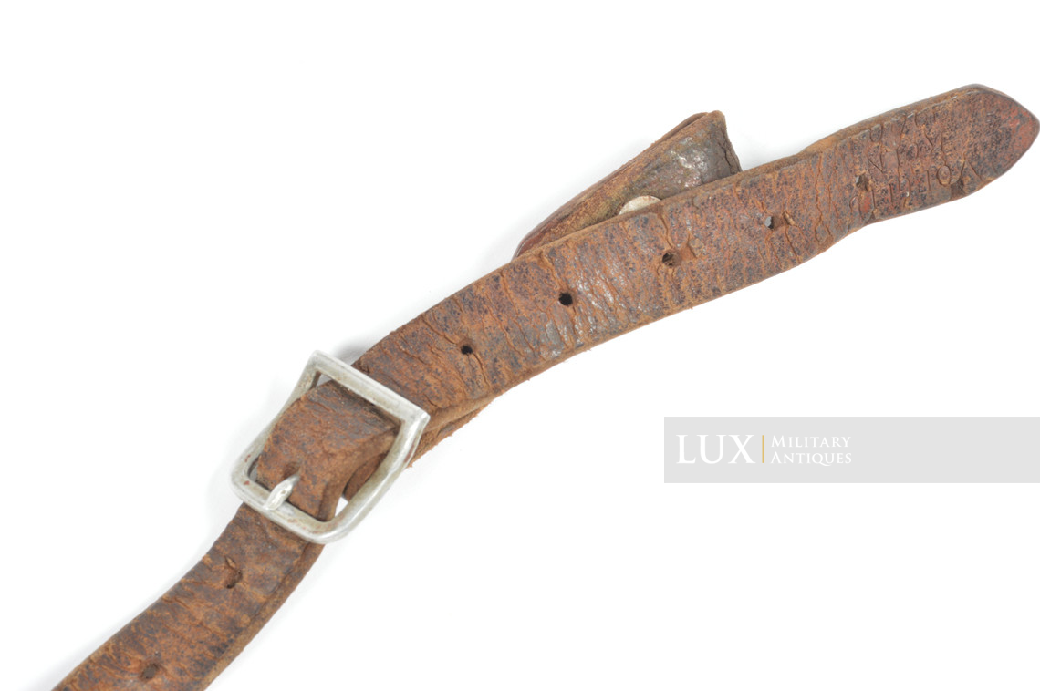 German helmet chinstrap, « VOEGELS KÖLN 1940 » - photo 9