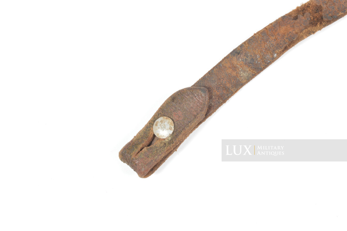 German helmet chinstrap, « VOEGELS KÖLN 1940 » - photo 10