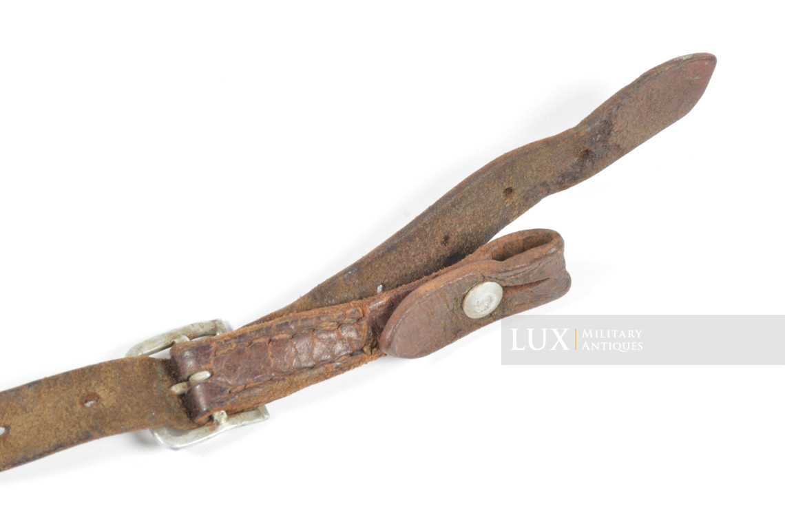 German helmet chinstrap, « VOEGELS KÖLN 1940 » - photo 12