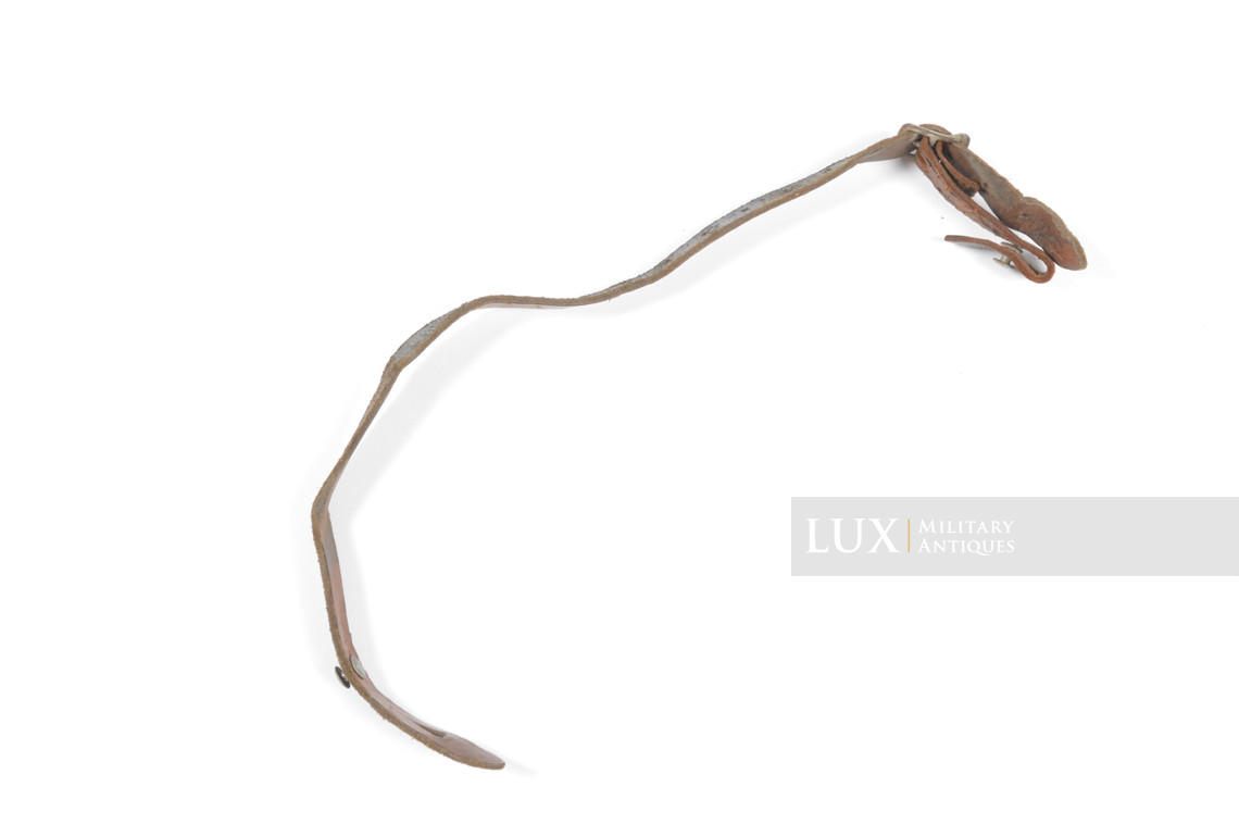 Jugulaire de casque allemand fin de guerre, RBNr « 0/0485/0002 » - photo 8