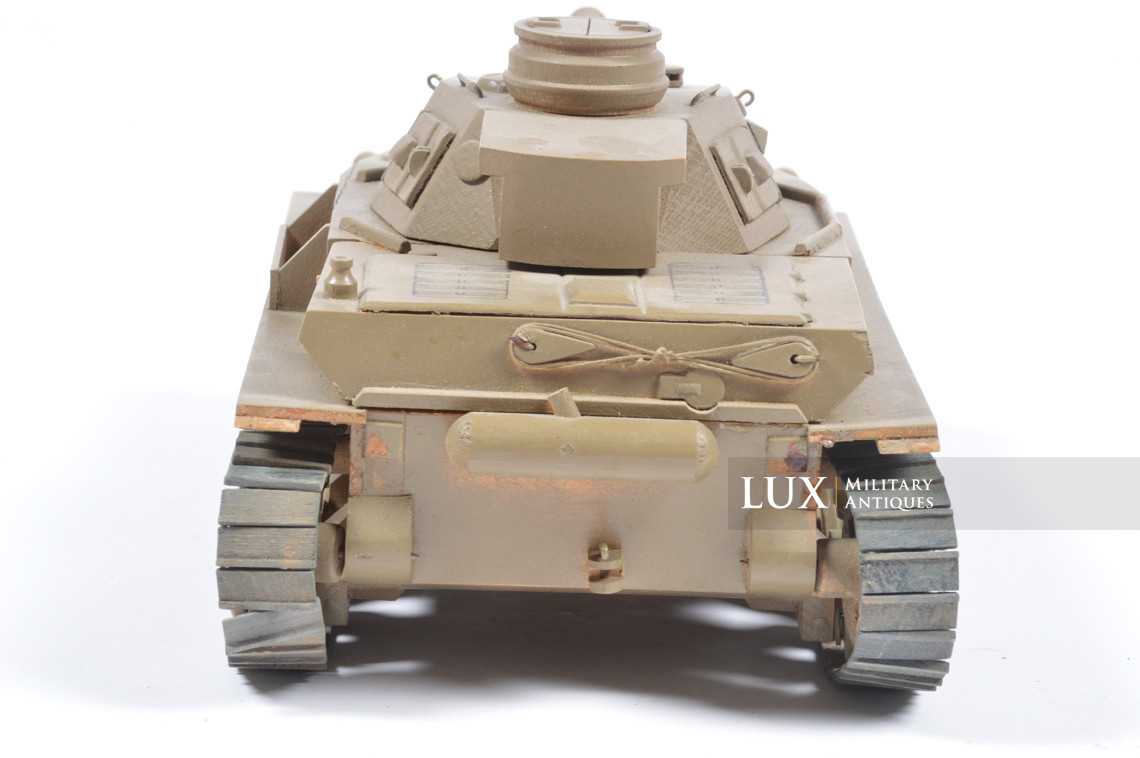 Maquette allemande d’instruction en bois d’un char « Panzer III » - photo 24