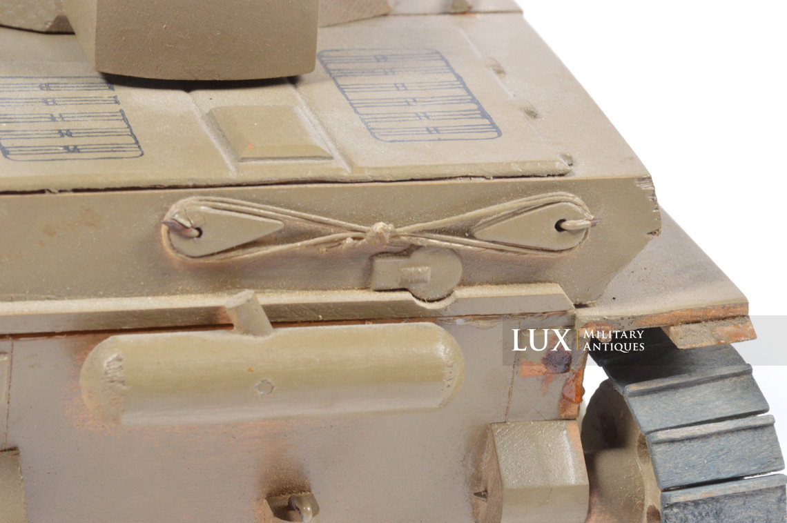 Maquette allemande d’instruction en bois d’un char « Panzer III » - photo 25