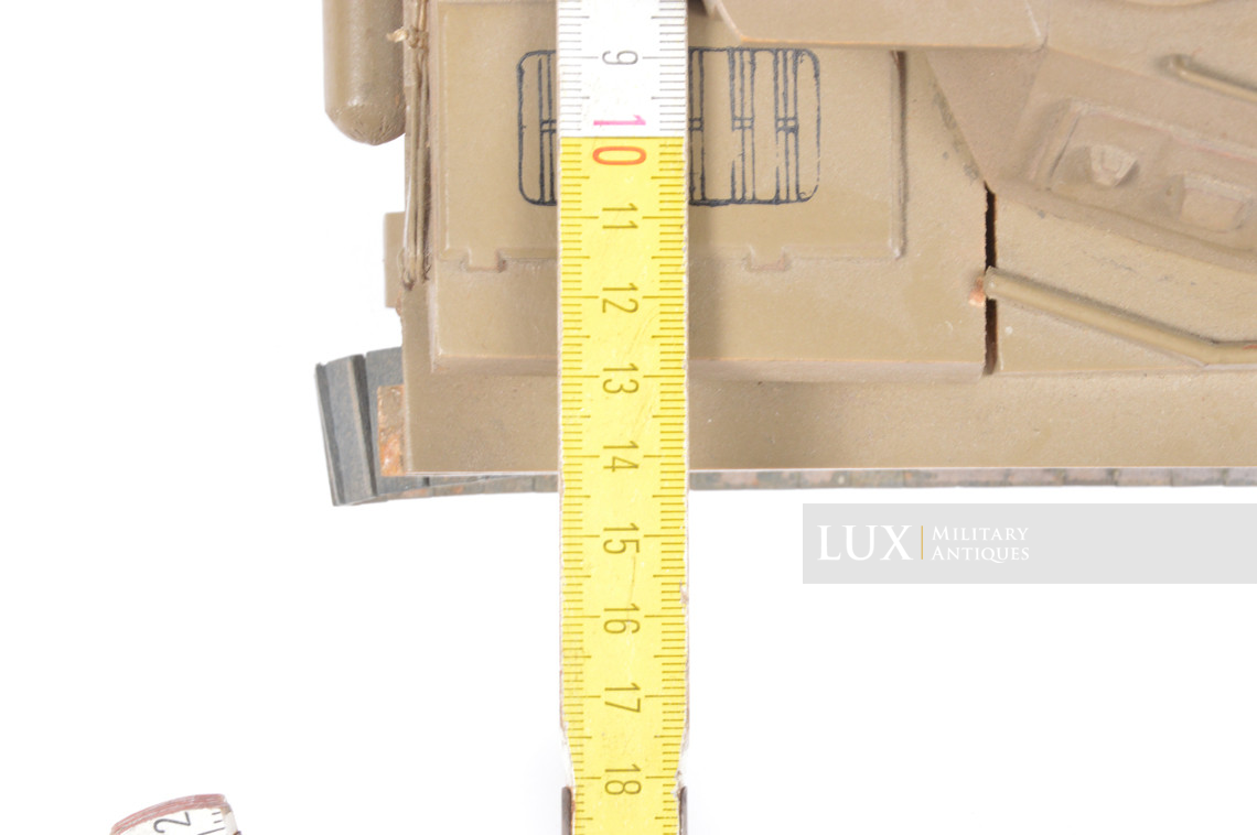 Maquette allemande d’instruction en bois d’un char « Panzer III » - photo 32