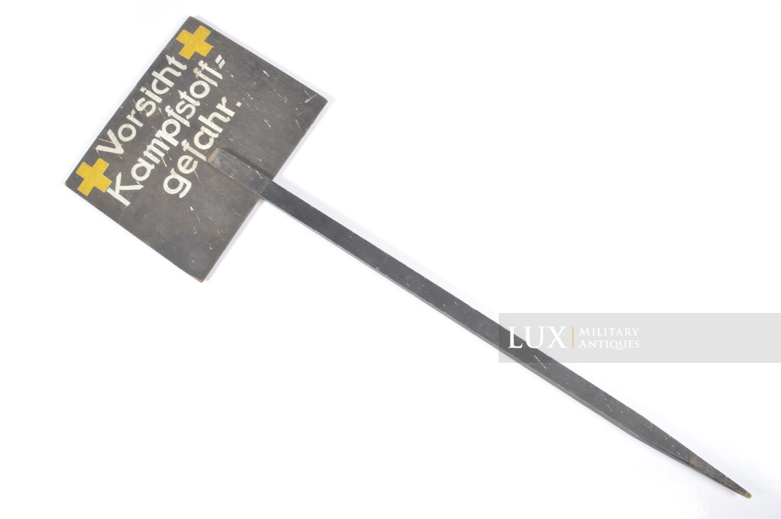 Rare German toxic gas warning sign, « kampfstoff-Gefahr » - photo 4