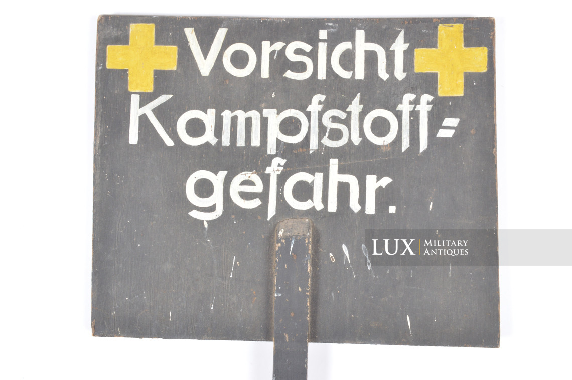 Rare German toxic gas warning sign, « kampfstoff-Gefahr » - photo 13