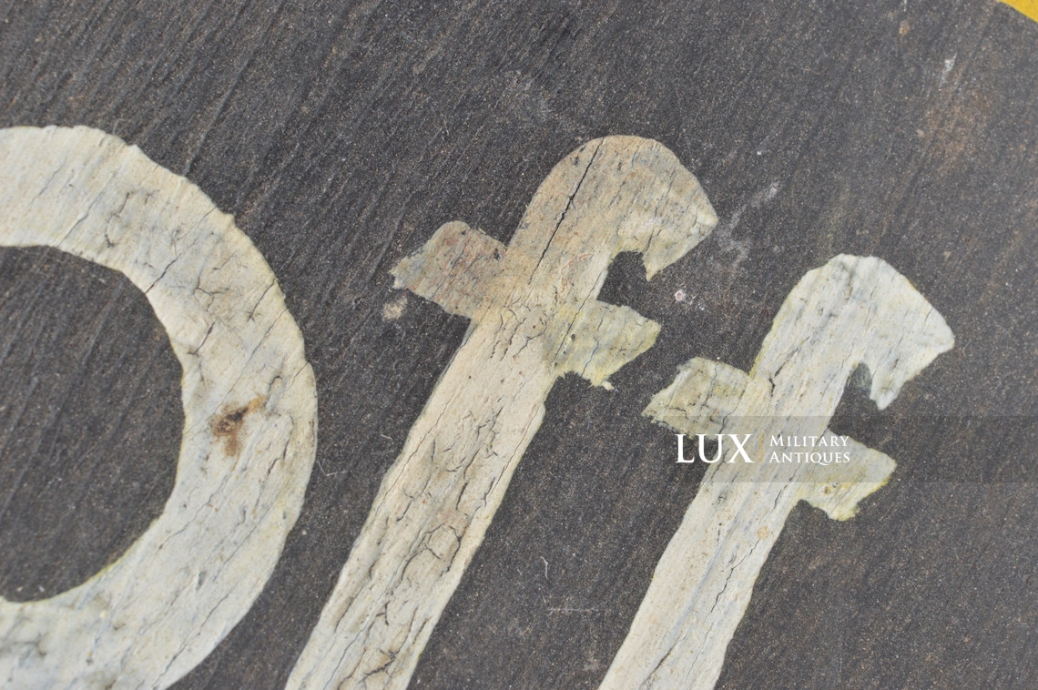 Rare German toxic gas warning sign, « kampfstoff-Gefahr » - photo 25