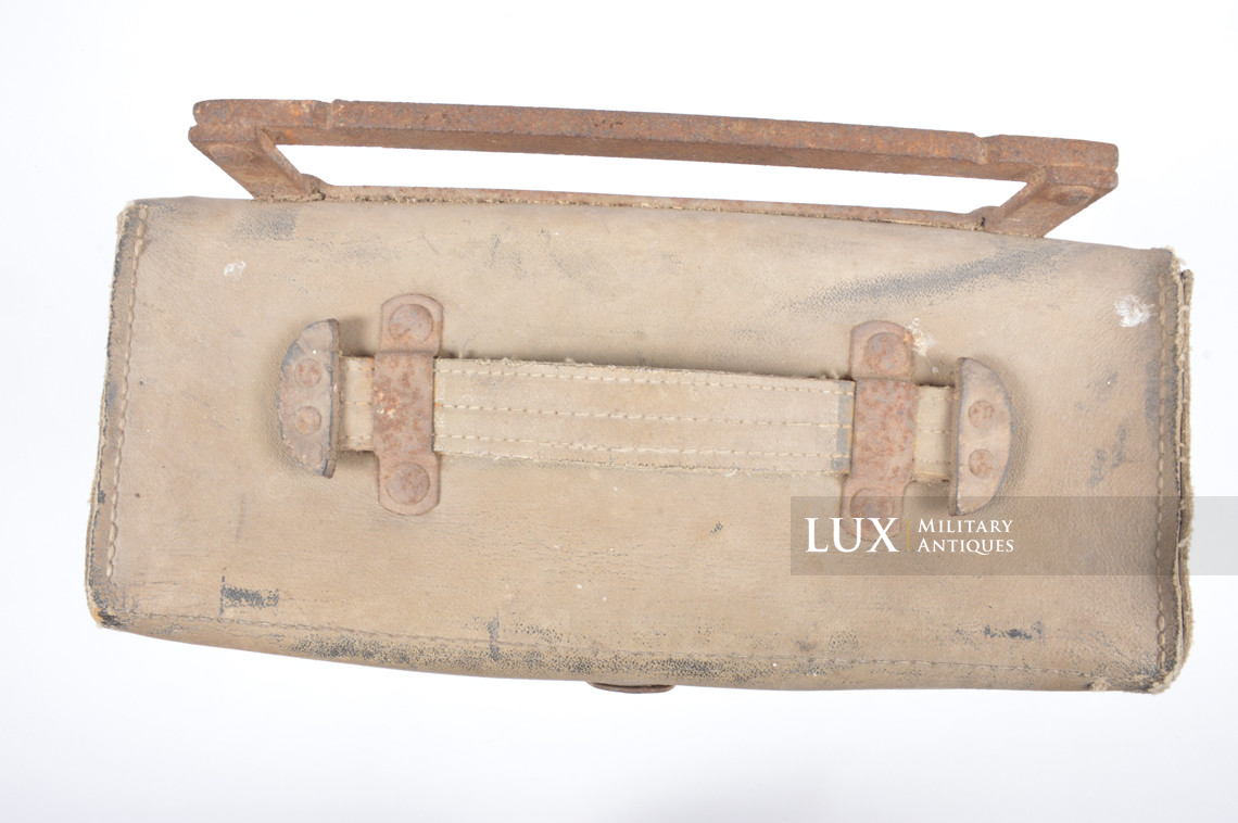 Caisse allemande fin de guerre de moto et side-car, « Packtasche » - photo 23