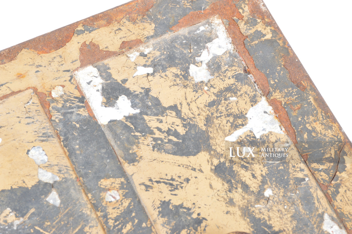 Camouflaged German radio accessories crate, « Torn.Fu.d2 Zubehör » - photo 19