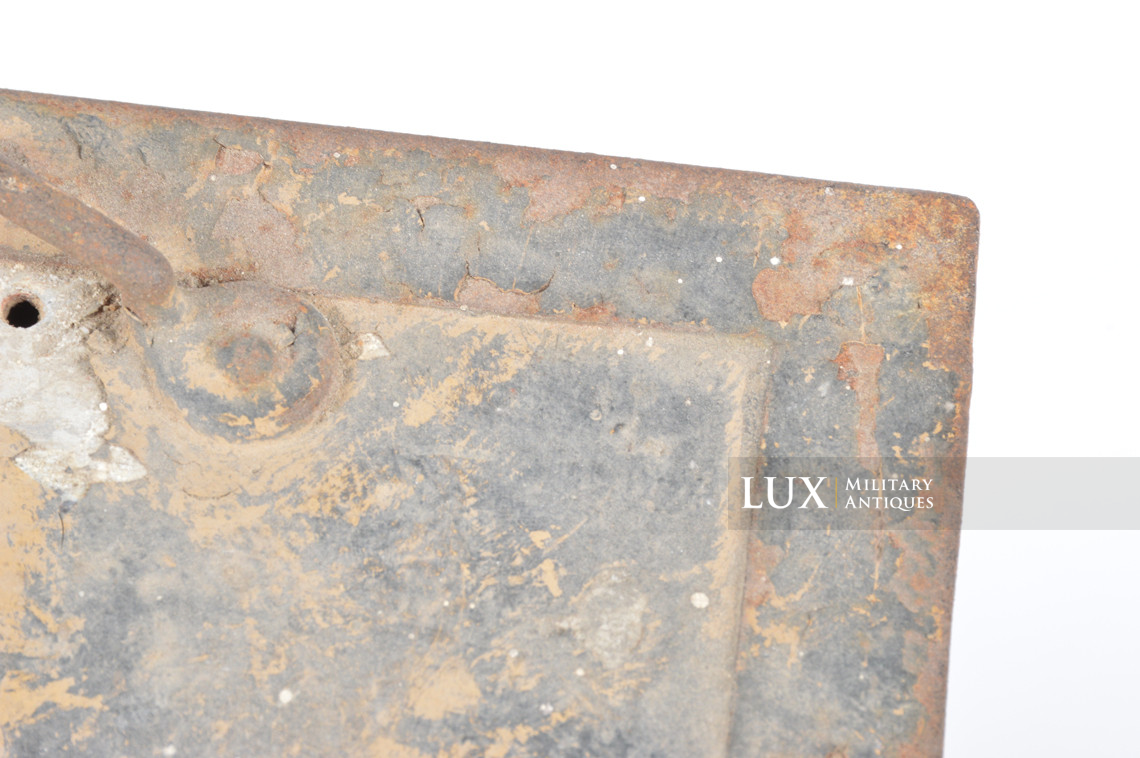 Camouflaged German radio accessories crate, « Torn.Fu.d2 Zubehör » - photo 24