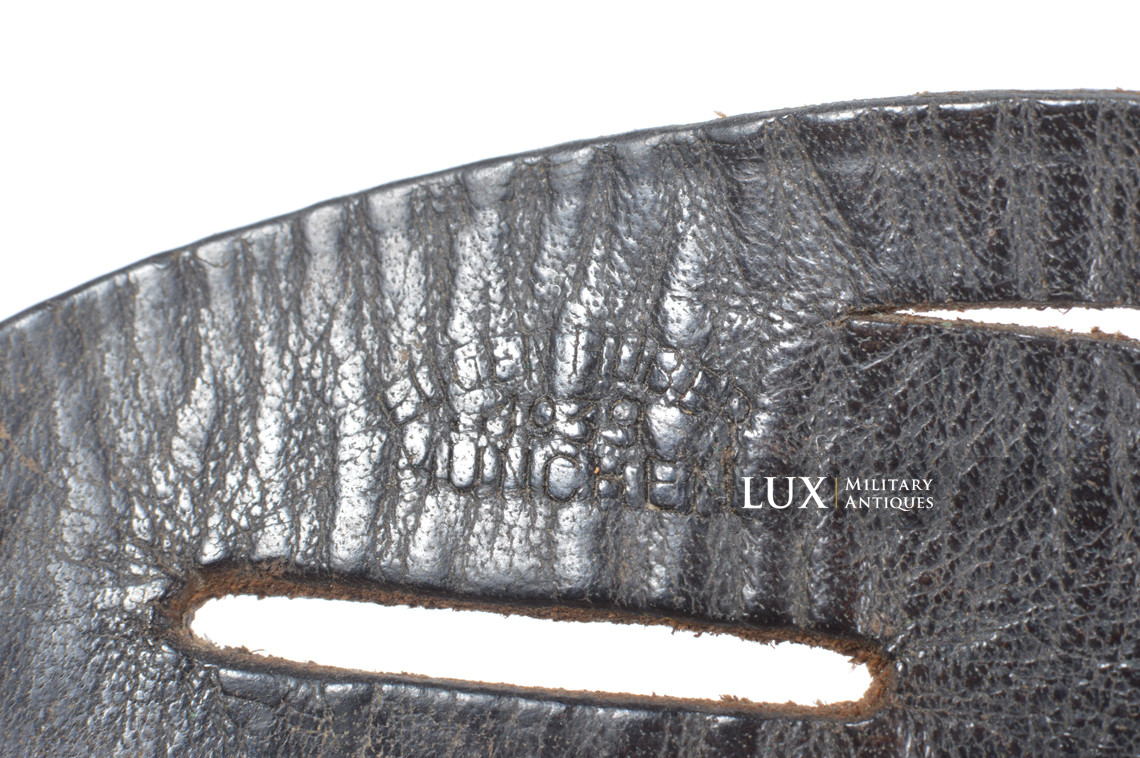 Boutonnière précoce de jumelles allemandes, « Eugen Huger 1939 » - photo 8