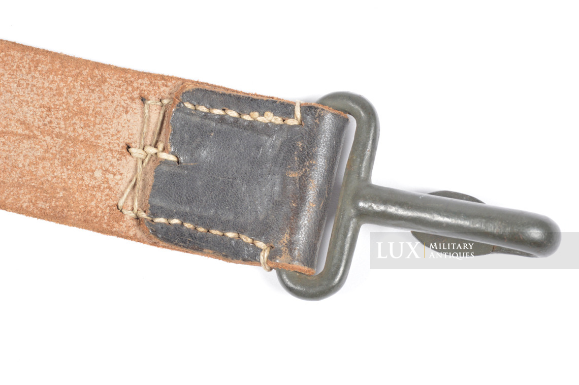 Rare German six pocket MP38/40 pouch carrying strap in leather - photo 10
