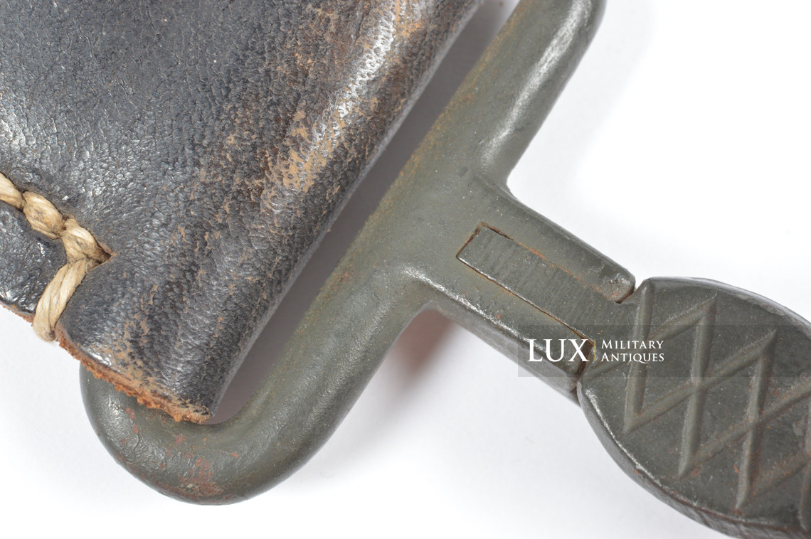 Rare German six pocket MP38/40 pouch carrying strap in leather - photo 14