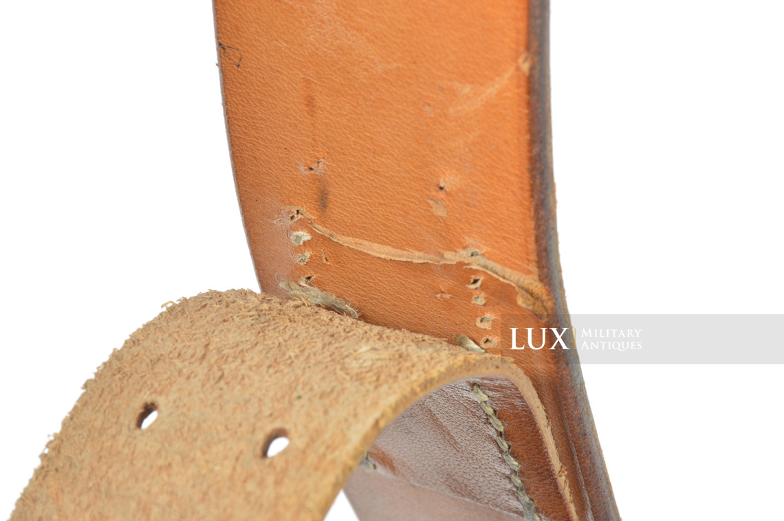 Late-war Heer / Waffen-SS leather belt, « FRANZ BREHME 1943 » - photo 16