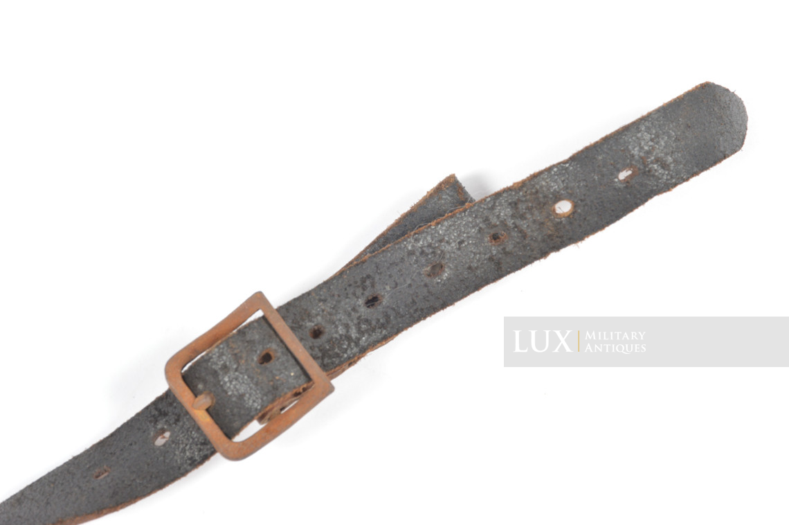 Jugulaire de casque allemand fin de guerre - photo 8