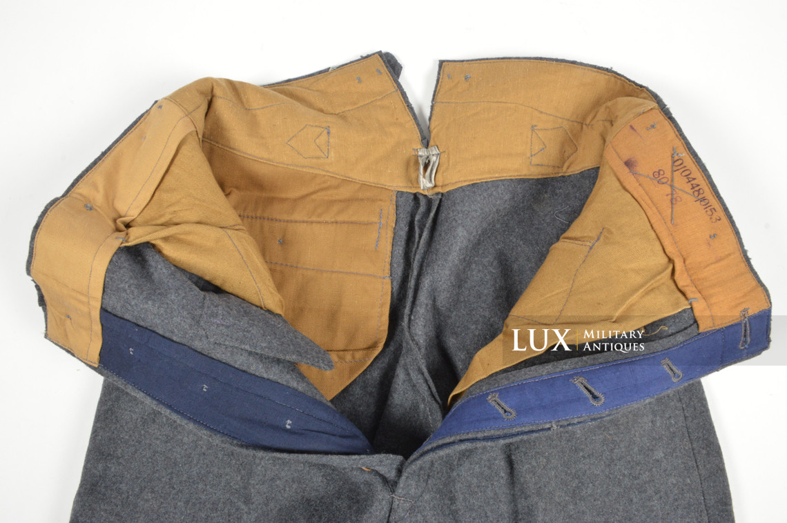 Unissued Luftwaffe M40 combat trousers, « RBNr » - photo 26