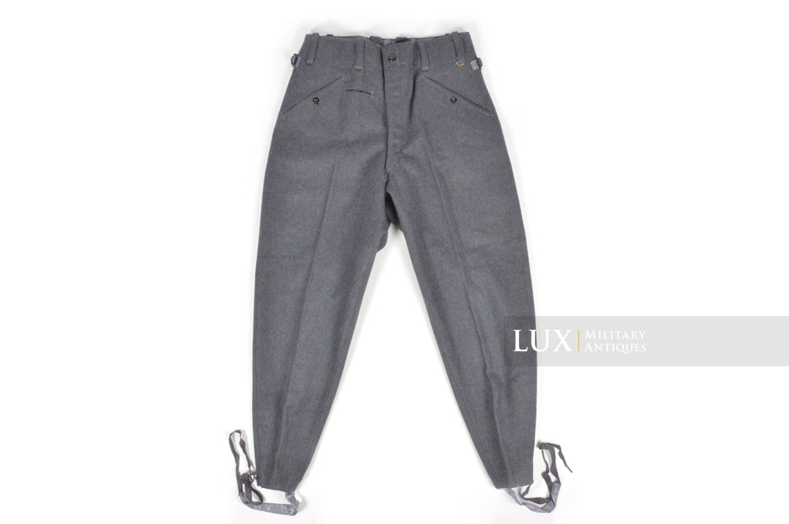 Rare unissued Luftwaffe M43 combat trousers, « Keilhose » - photo 17