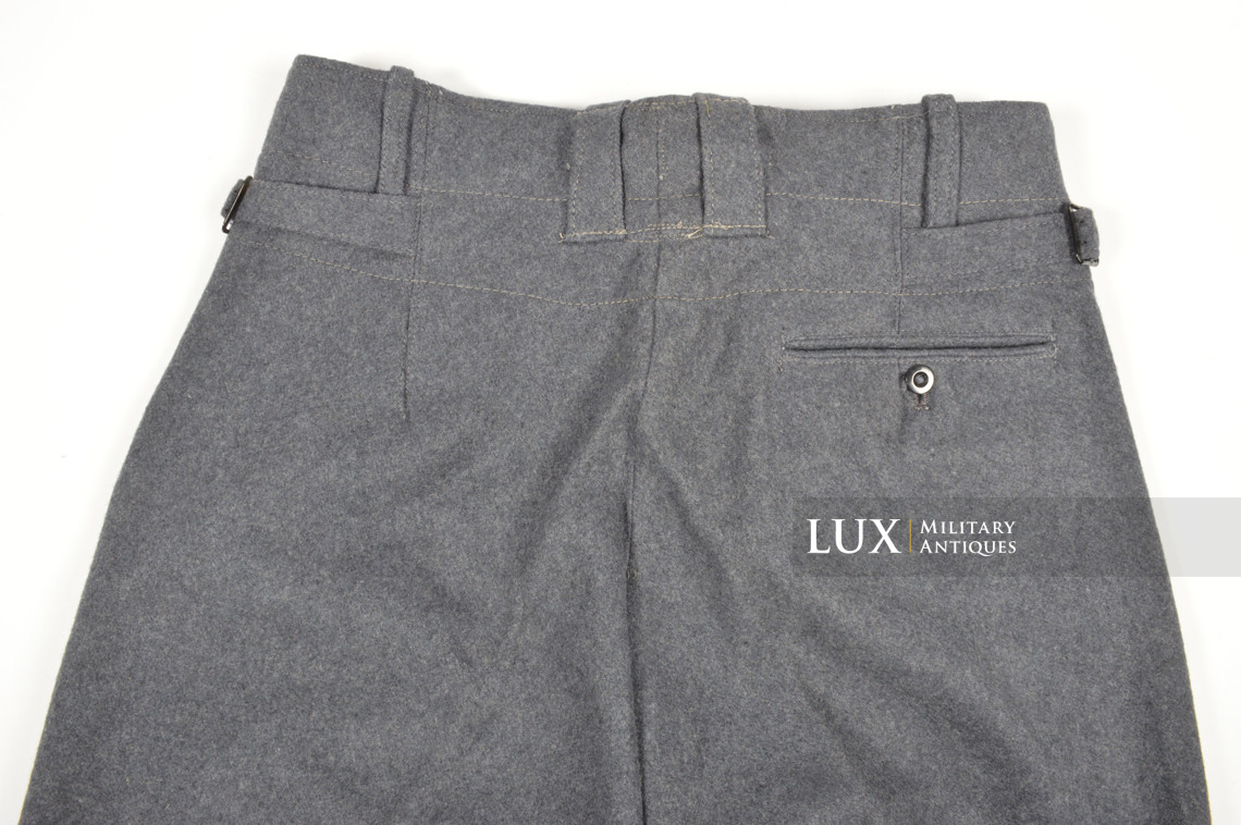 Rare unissued Luftwaffe M43 combat trousers, « Keilhose » - photo 23