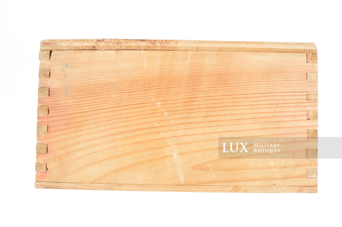 Caisse allemande fin de guerre de 900 cartouches 7,92mm, « Patronenkasten 900 » - photo 12