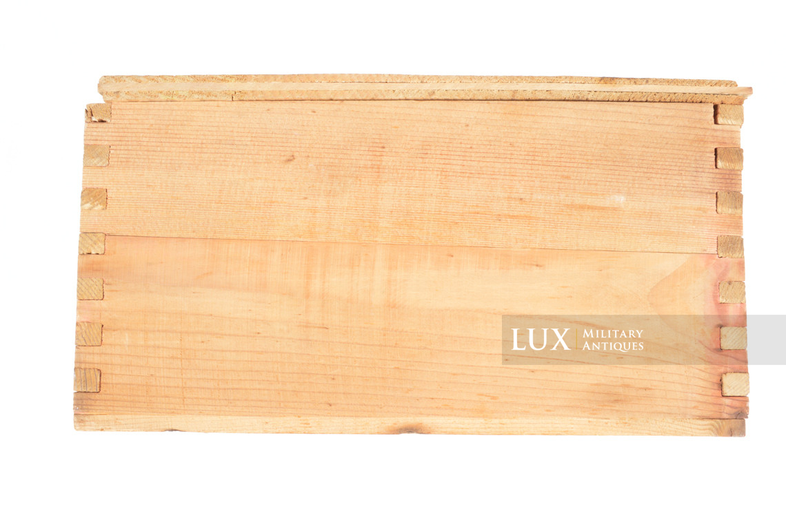 Caisse allemande fin de guerre de 900 cartouches 7,92mm, « Patronenkasten 900 » - photo 12
