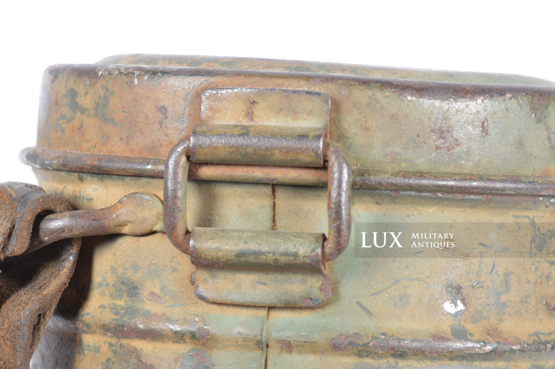 Ensemble boîtier de masque anti-gaz allemand camouflé trois tons - photo 19