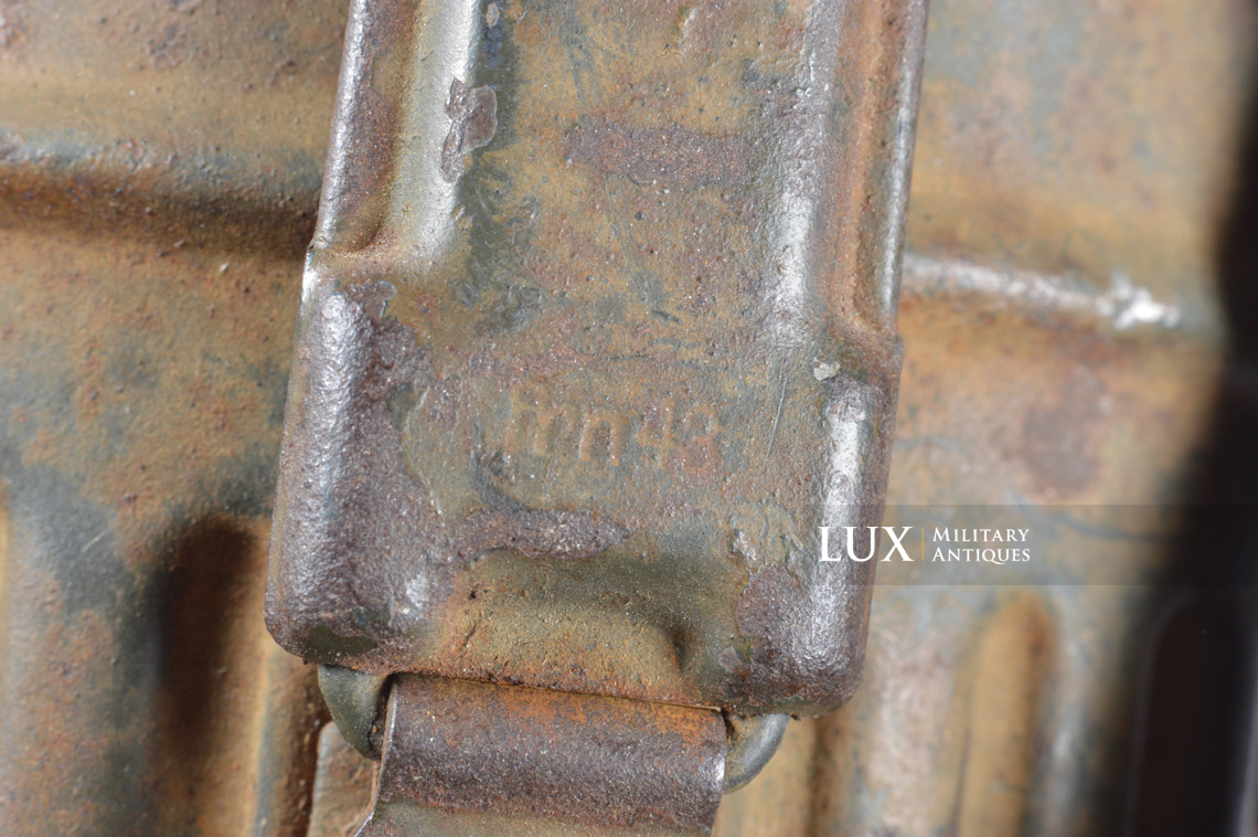 Ensemble boîtier de masque anti-gaz allemand camouflé trois tons - photo 37