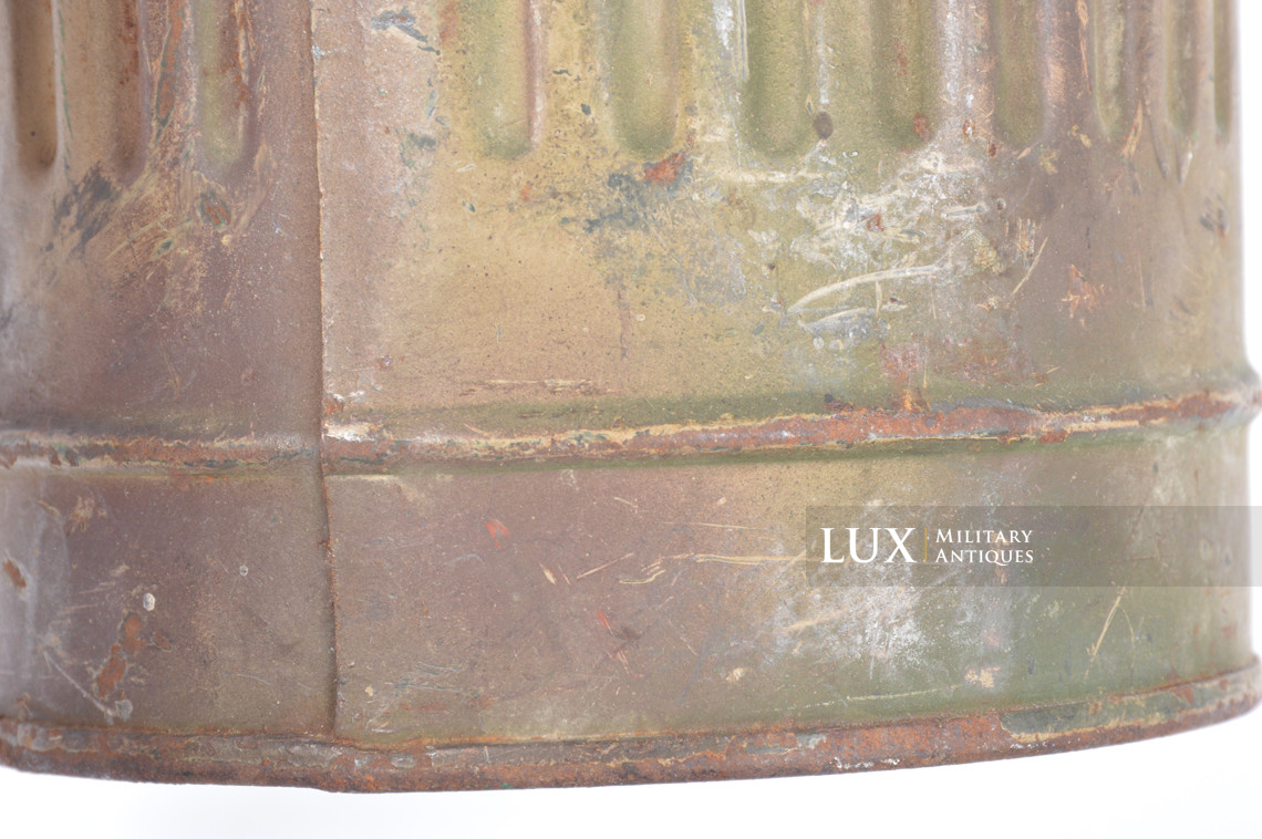German three-tone camouflage gas mask canister, « Normandy / as-found » - photo 21