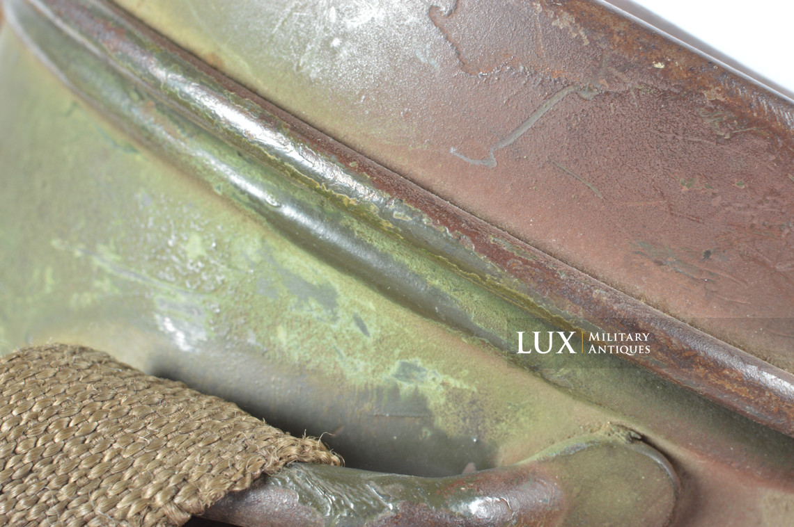 German three-tone camouflage gas mask canister set, « named / flak unit marked » - photo 36