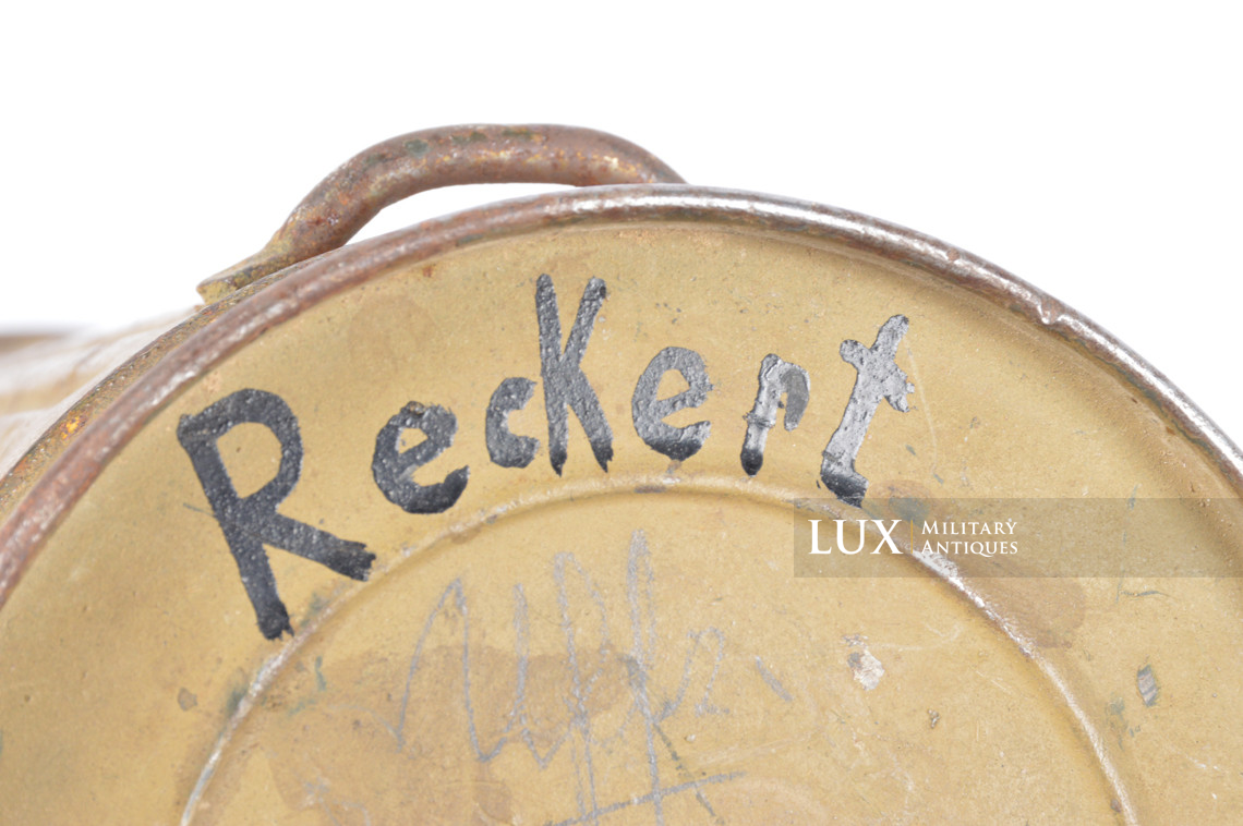 German tan camouflage gas mask canister, « Uffz Reckert » - photo 18