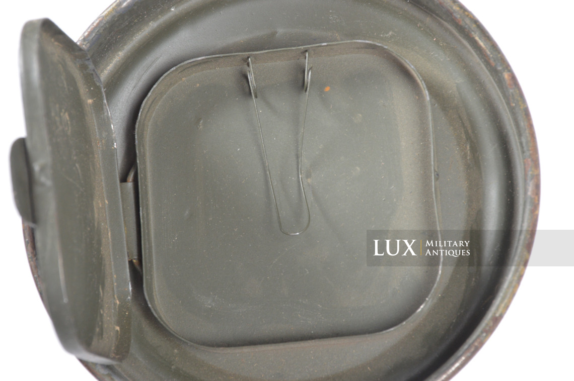 German tan camouflage gas mask canister, « Uffz Reckert » - photo 34