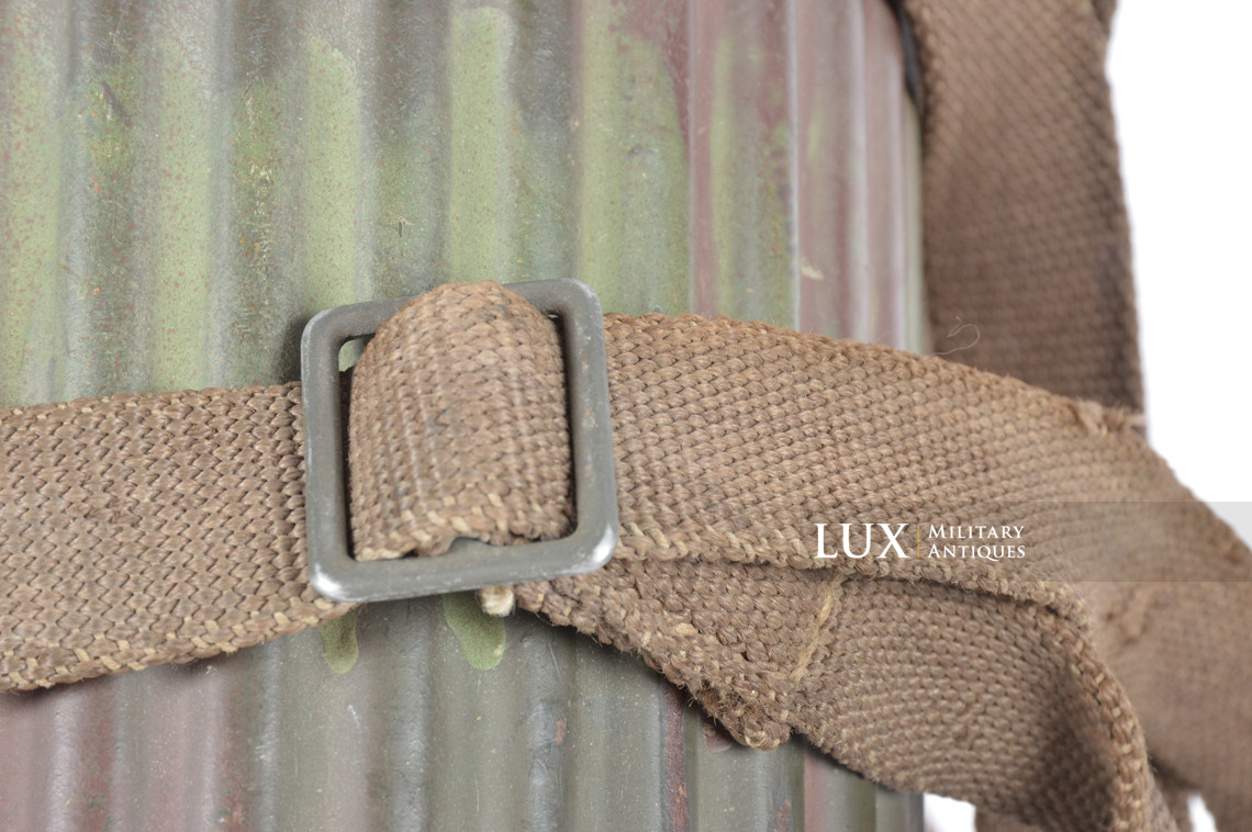 German late-war two tone camouflage gas mask set, « toxic colors » - photo 28