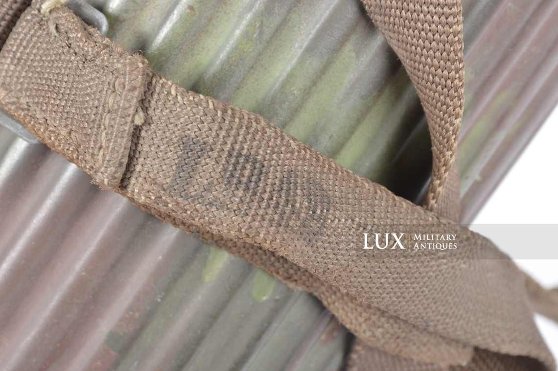 German late-war two tone camouflage gas mask set, « toxic colors » - photo 29