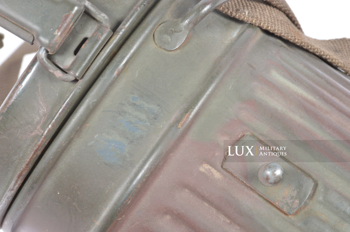 German late-war two tone camouflage gas mask set, « toxic colors » - photo 30