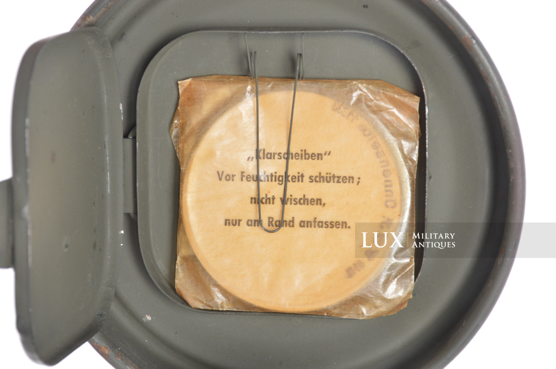 German late-war two tone camouflage gas mask set, « toxic colors » - photo 43