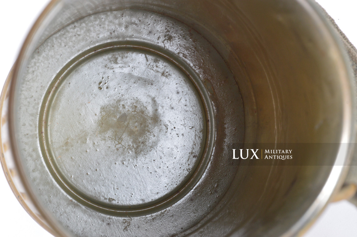 German early short tan camouflage gas mask canister - photo 41