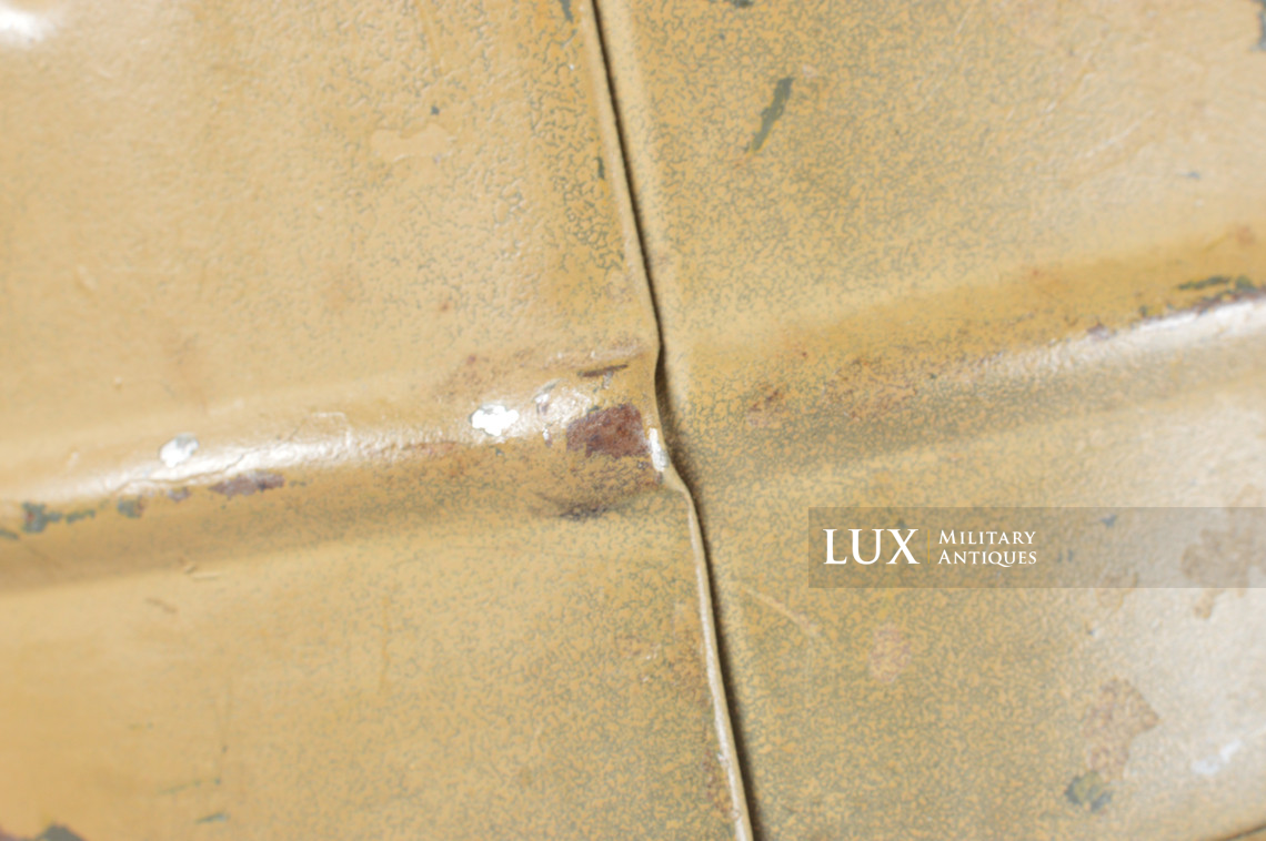 German early short tan camouflage gas mask canister - photo 31