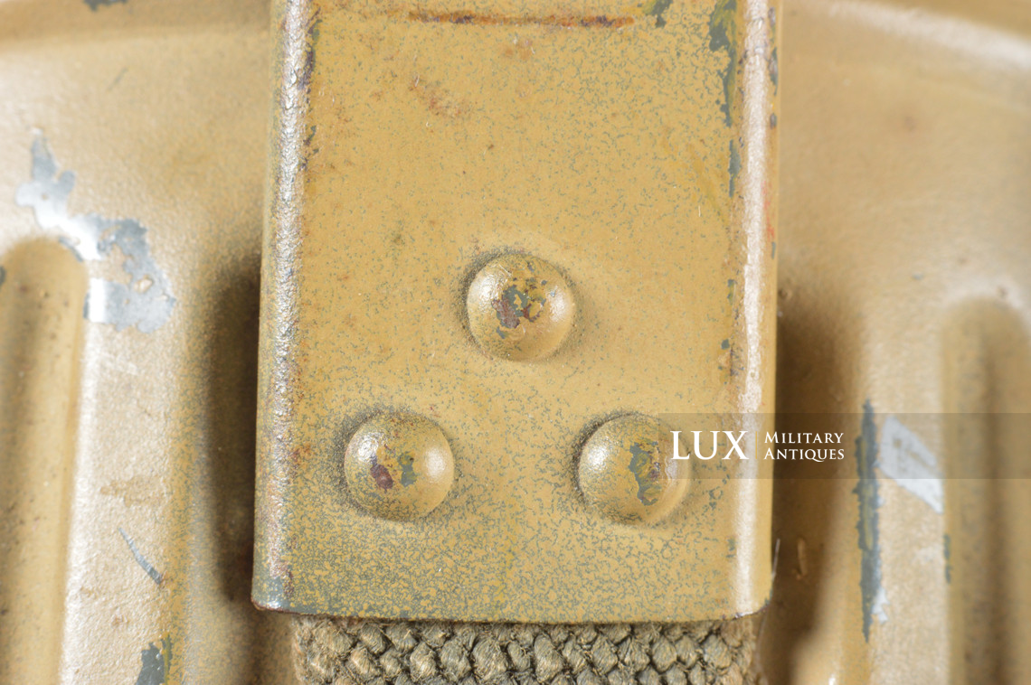 German early short tan camouflage gas mask canister - photo 34