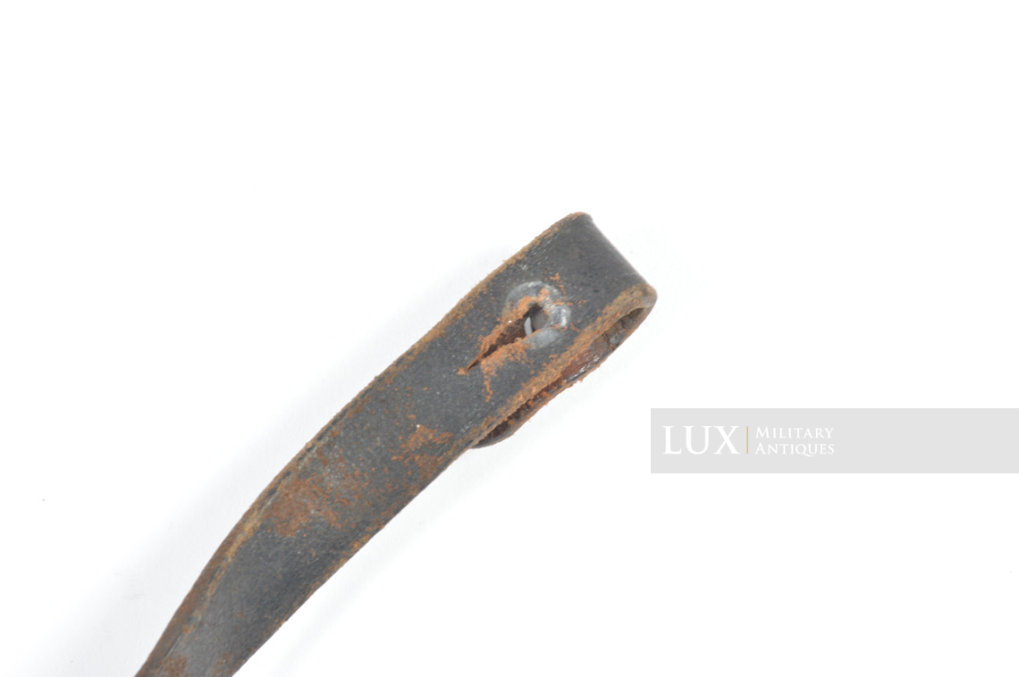 Jugulaire de casque allemand milieu de guerre  - photo 10