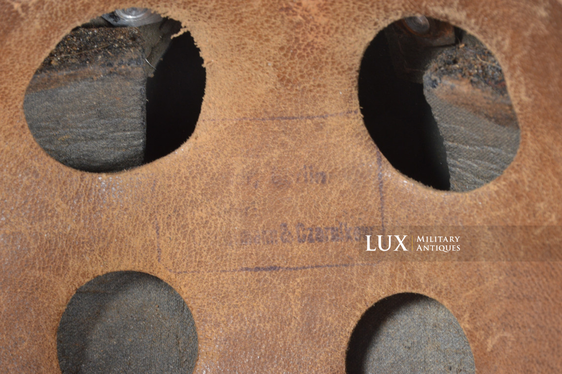 Late-war M38 German Paratrooper combat helmet, « ckl68 » - photo 24